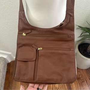 Jp Ourse & Co Leather Traveler Organizer‎ Crossbody Handbag